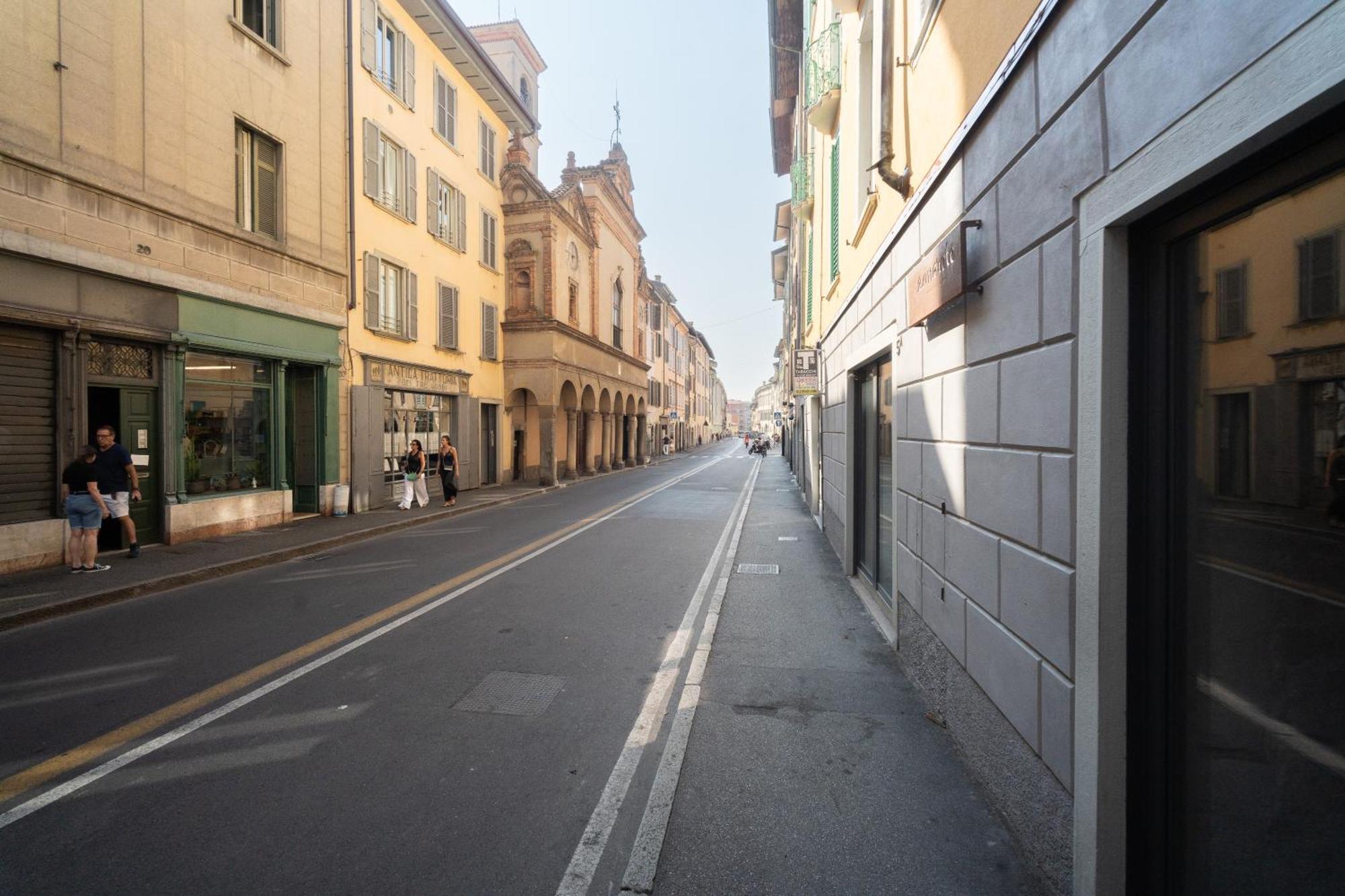 Al Donni Aircon City Center Bergamo Eksteriør bilde